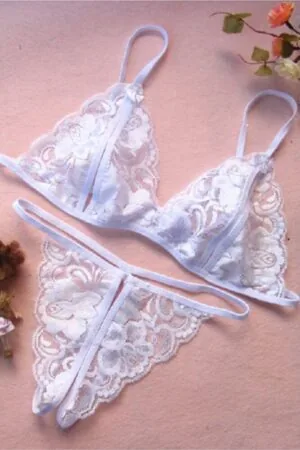 Dantelli Fantezi Sütyen ve G-string Takımı Beyaz
