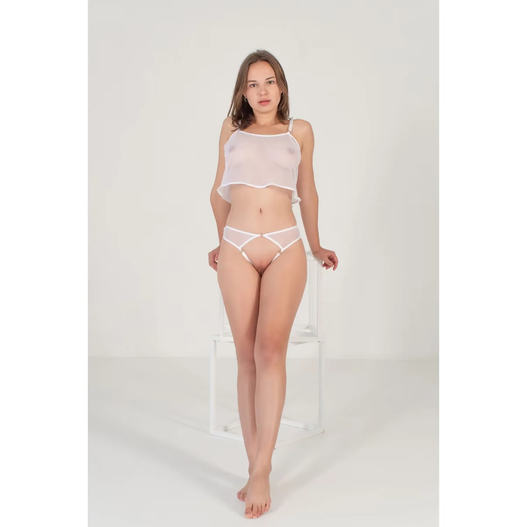 Özel Bölgesi Açık Tül Fantezi Gecelik Takımı Beyaz